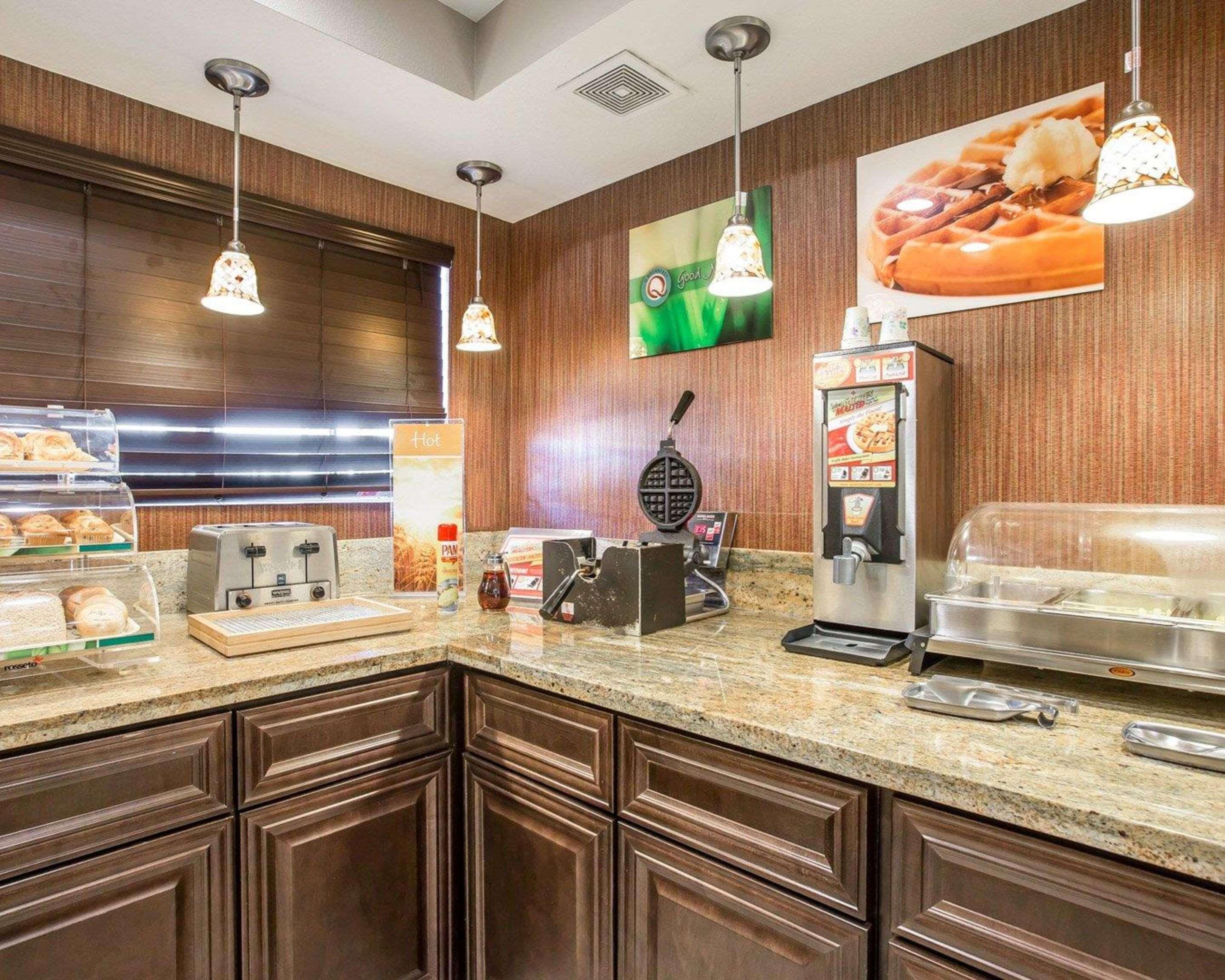 Quality Inn & Suites Woodland - Sacramento Airport Luaran gambar